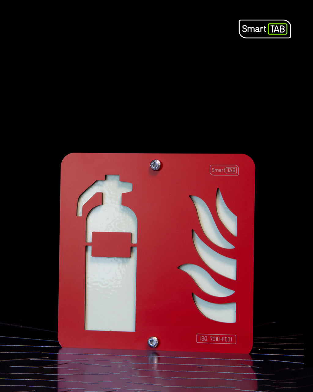 Premium safety sign “Fire Extinguisher” ISO 7010 F001 – CNC-Milled Aluminum Composite with Photoluminescent Effect