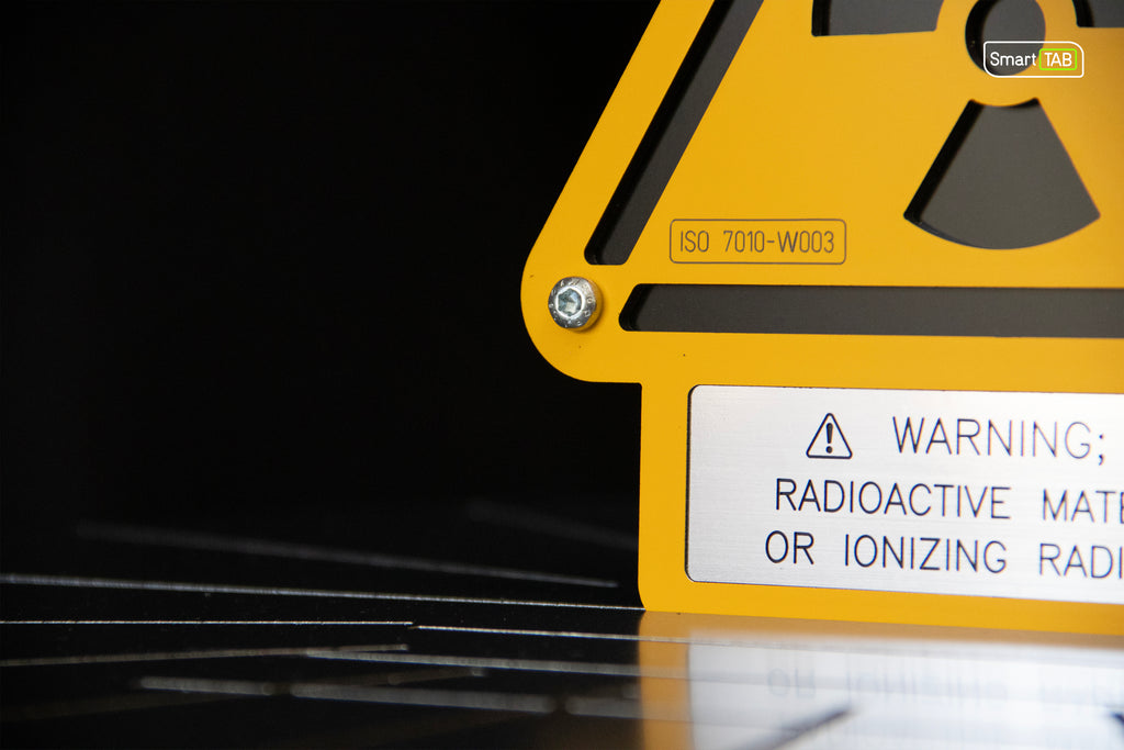 Premium safety sign “Radioactive Material” ISO 7010 W003 – CNC-Milled Aluminum Composite