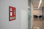 Premium safety sign “Fire Extinguisher” ISO 7010 F001 – CNC-Milled Aluminum Composite with Photoluminescent Effect