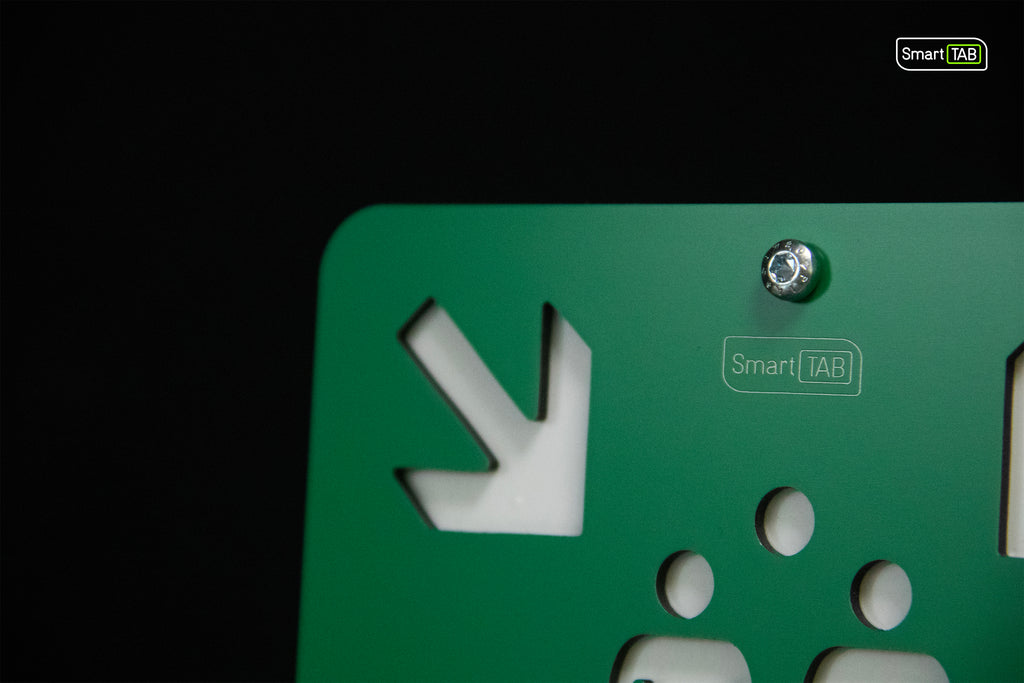 Premium safety sign “Evacuation Assembly Point” ISO 7010 E007 – CNC-Milled Aluminum Composite with Photoluminescent Effect