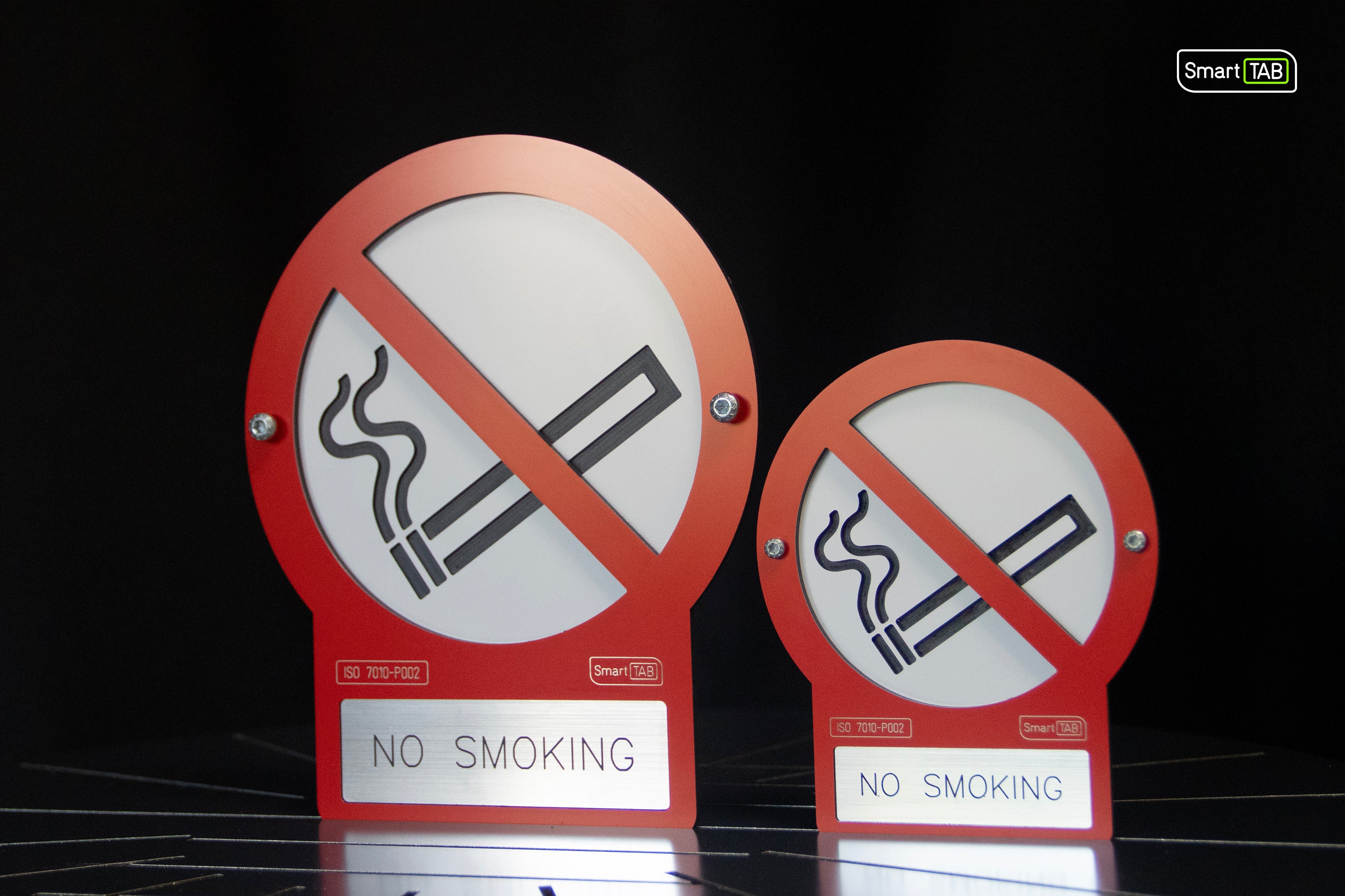 Premium safety sign “No Smoking” ISO 7010 P002 – CNC-Milled Aluminum Composite