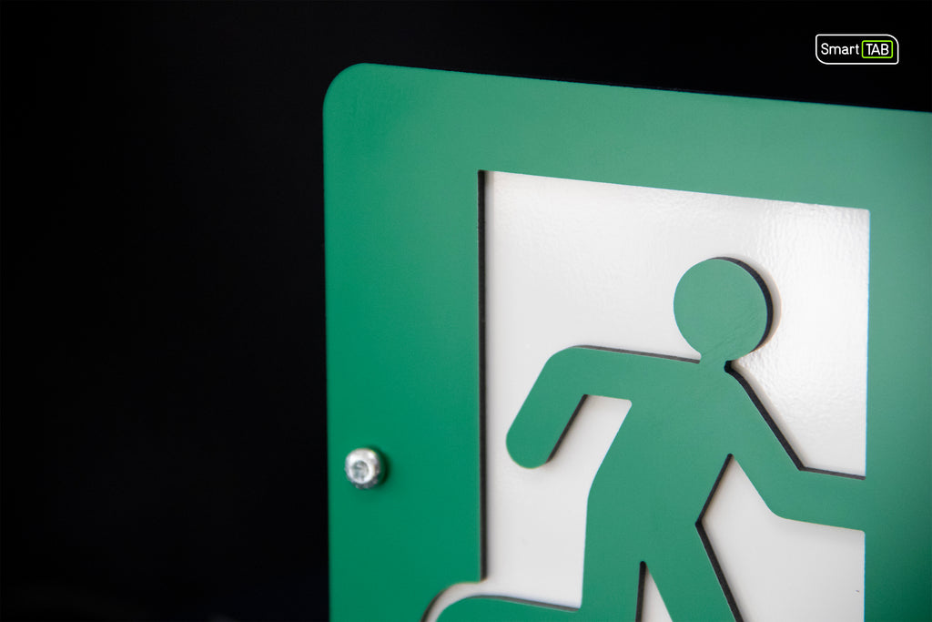 Premium safety sign “Emergency Exit” ISO 7010 E001/E002 – CNC-Milled Aluminum Composite with Photoluminescent Effect